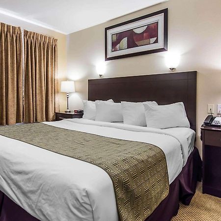 Quality Inn Moncton Exterior foto