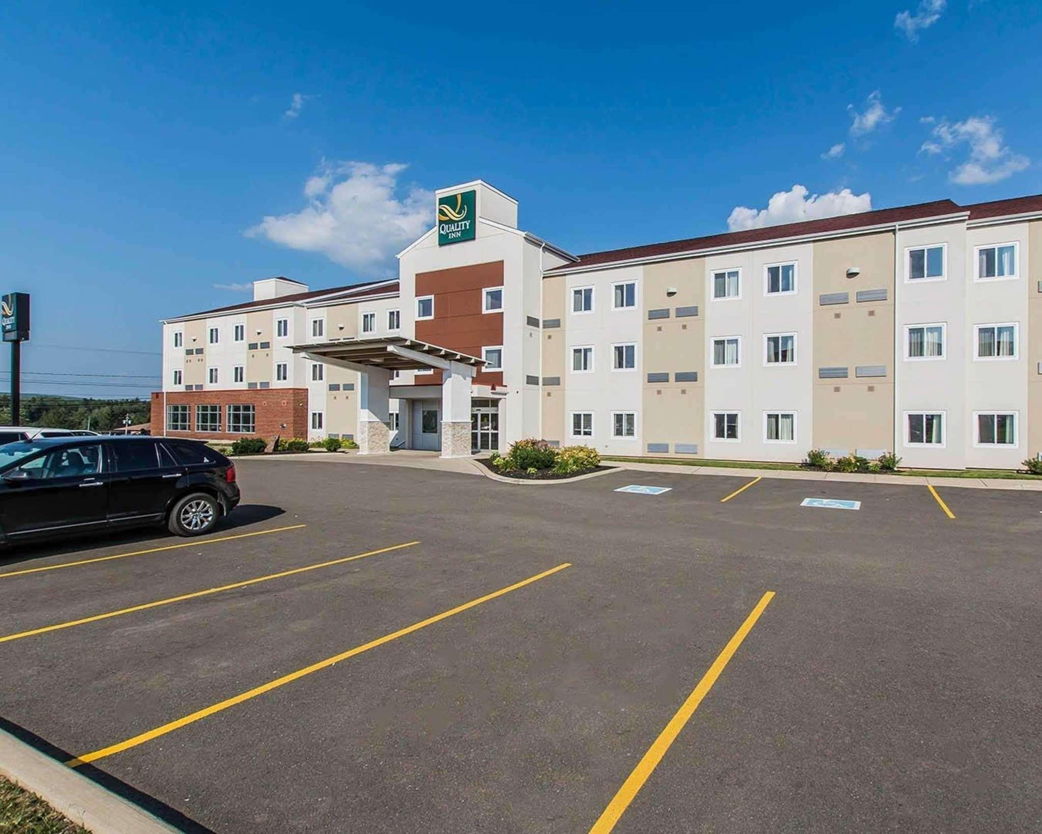 Quality Inn Moncton Exterior foto