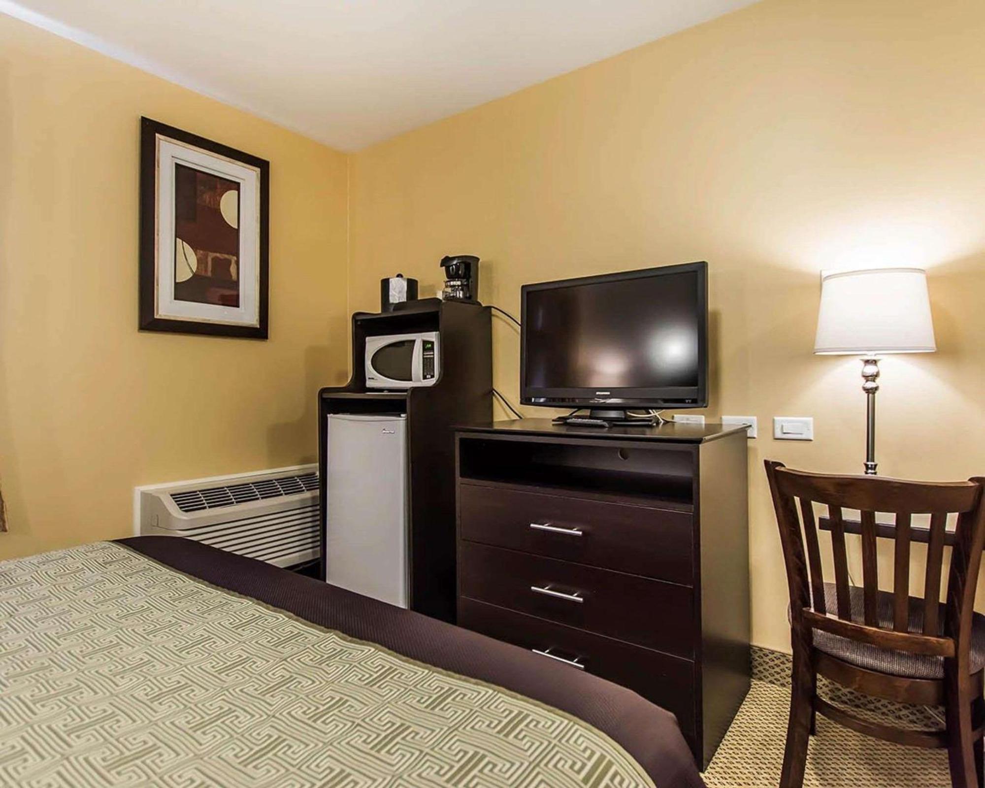 Quality Inn Moncton Exterior foto