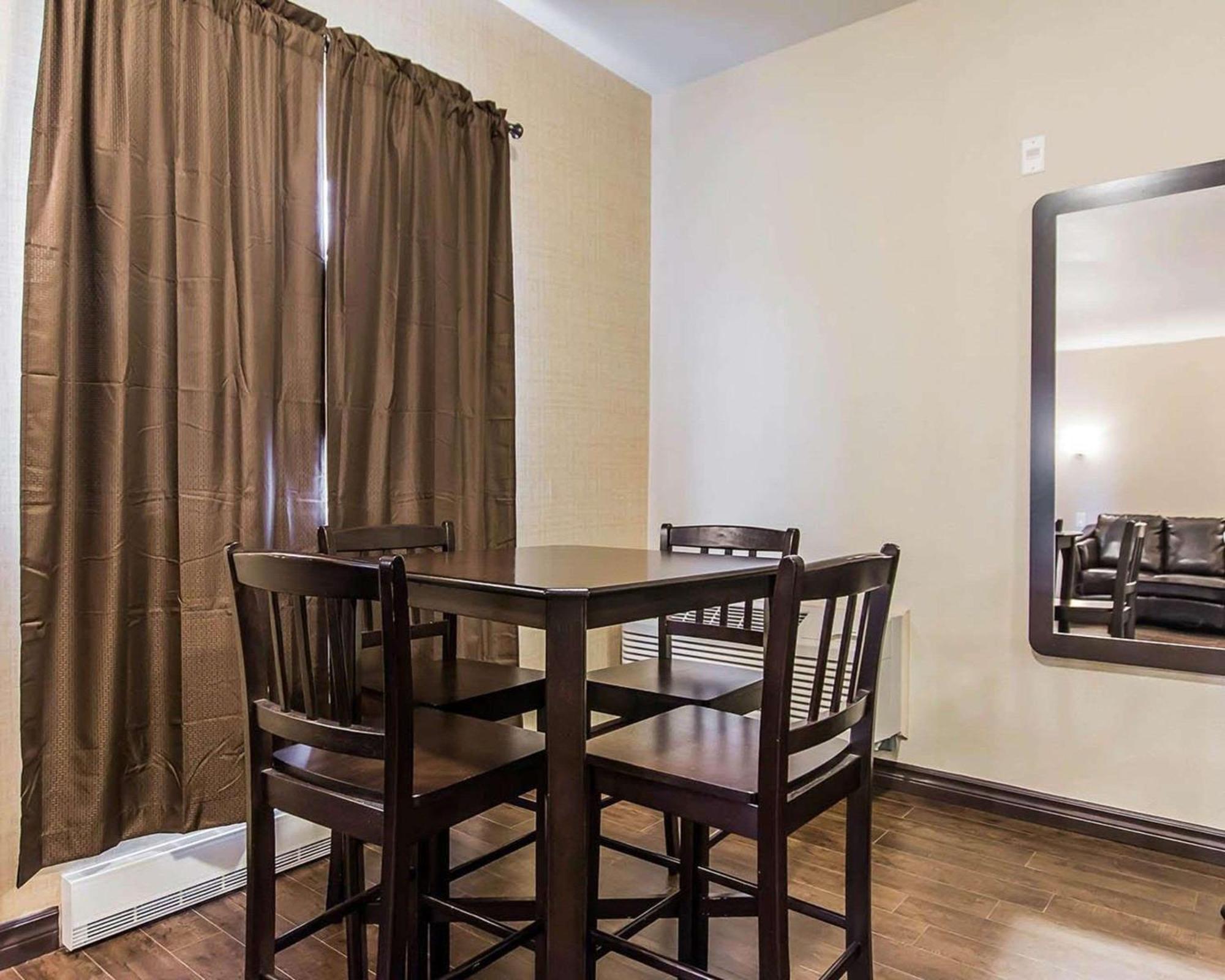 Quality Inn Moncton Exterior foto