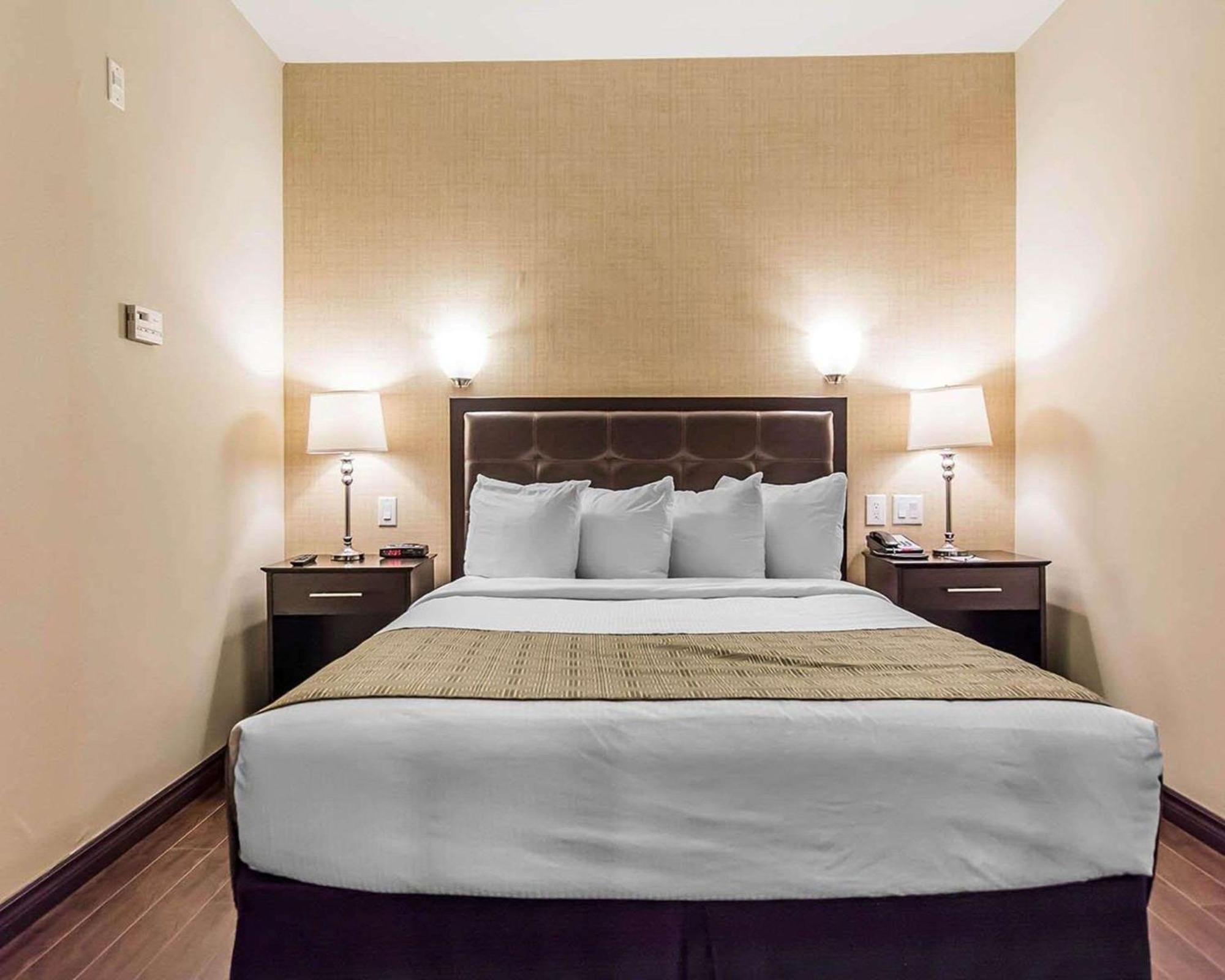 Quality Inn Moncton Exterior foto