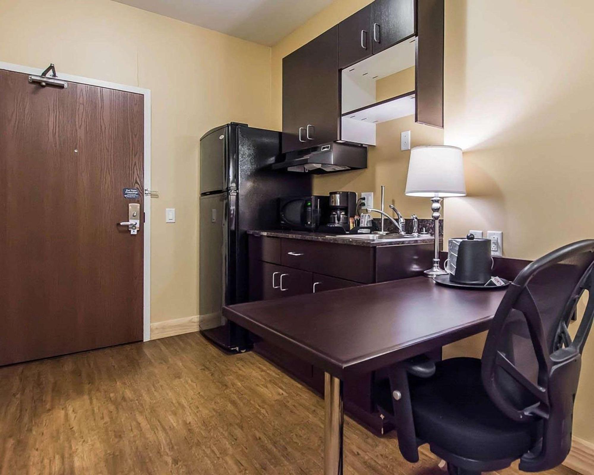 Quality Inn Moncton Exterior foto