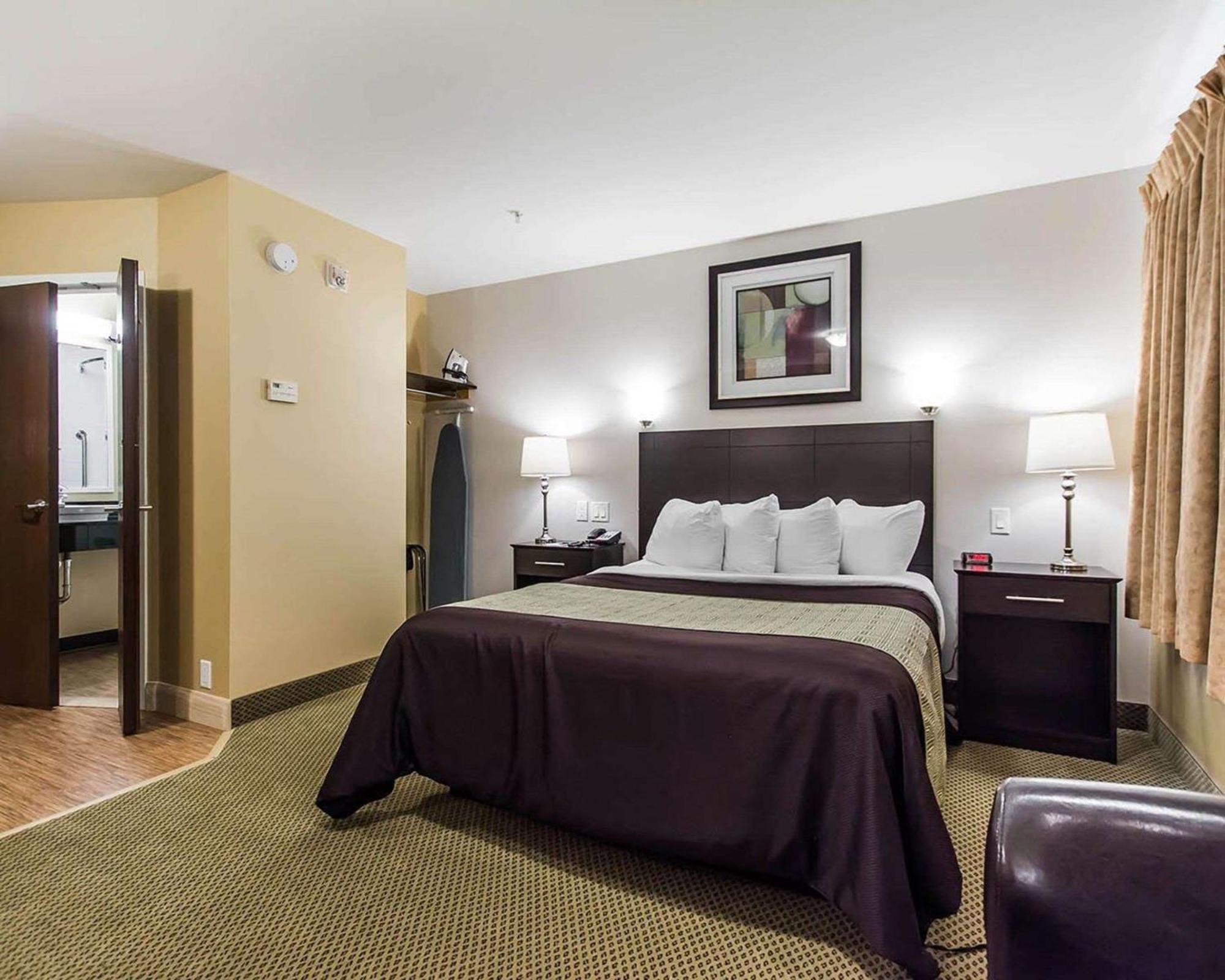 Quality Inn Moncton Exterior foto